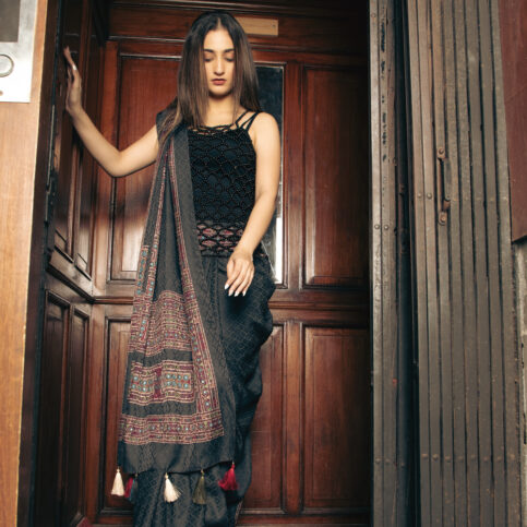 Cotton Satin Jacquard Banjara Print Saree