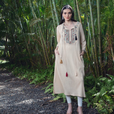 Embroidered Cotton Cheese Kurta