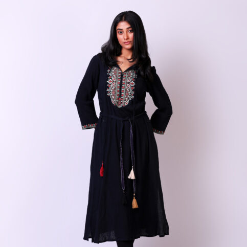 Embroidered Cotton Cheese Kurta