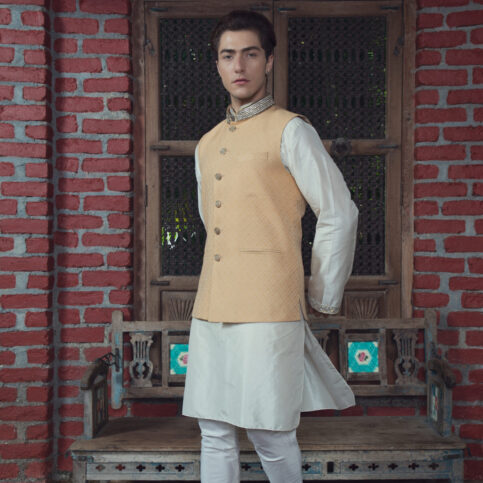 Noil Brocade Embroidered Coti