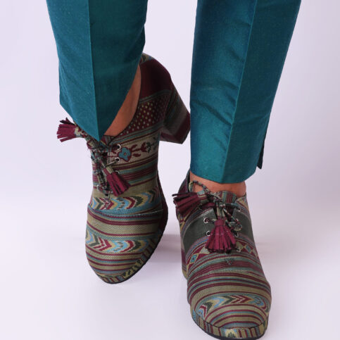 Tibetan stripe Boots
