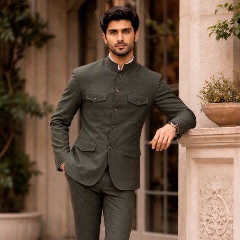 Unlined mens linen safari jacket .
